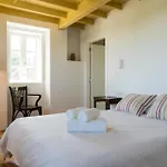 A Casa Dos Caseiros ツ By Rias Baixas