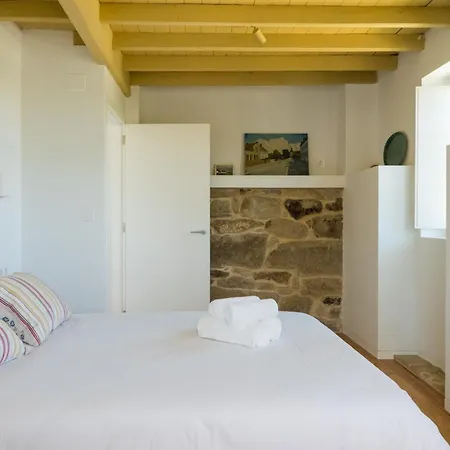 A Casa Dos Caseiros ツ By Rias Baixas *