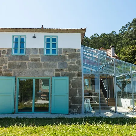 A Casa Dos Caseiros ツ By Rias Baixas *