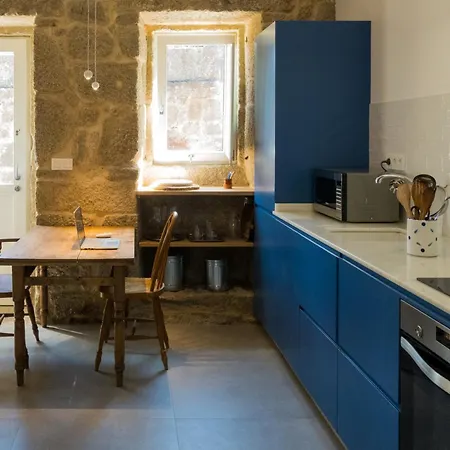 A Casa Dos Caseiros ツ By Rias Baixas