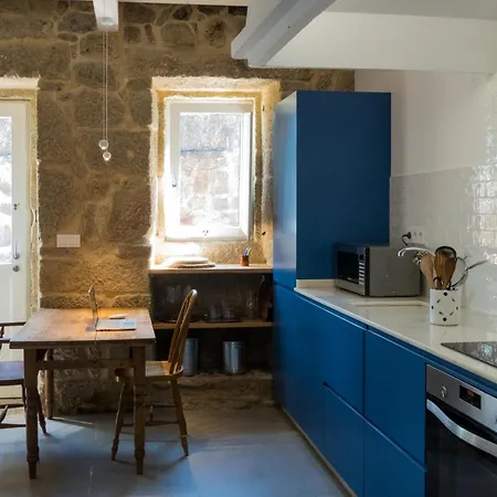 A Casa Dos Caseiros ツ By Rias Baixas גונדומר