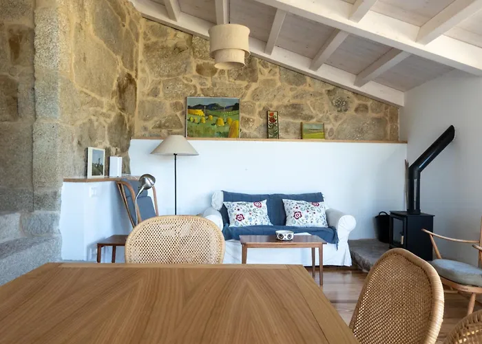 A Casa Dos Caseiros ツ By Rias Baixas *